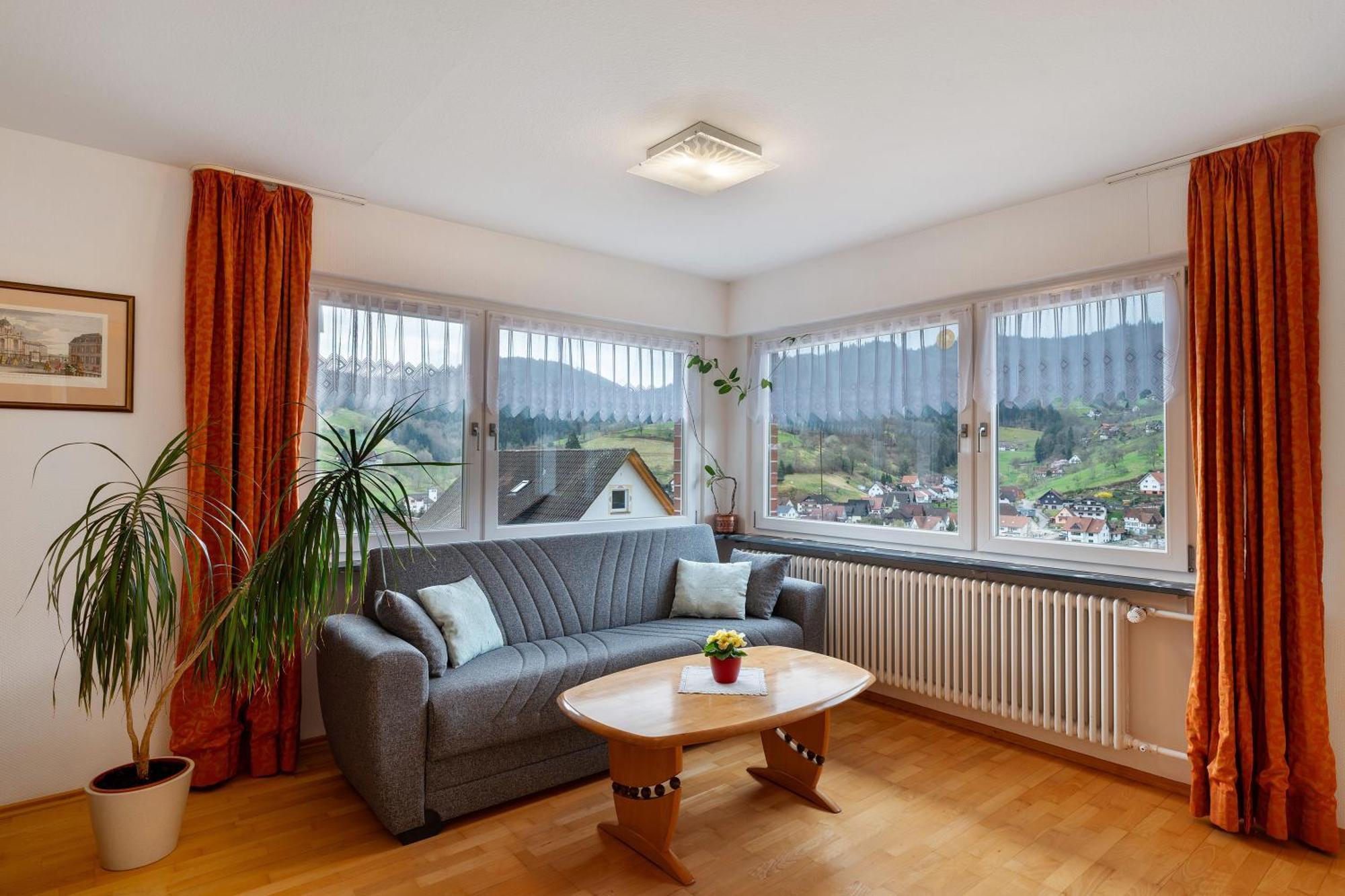 Haus Am Schroffen Apartament *